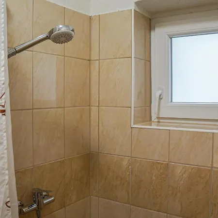 Stunning In W/ 1 Bedrooms Appartamento
